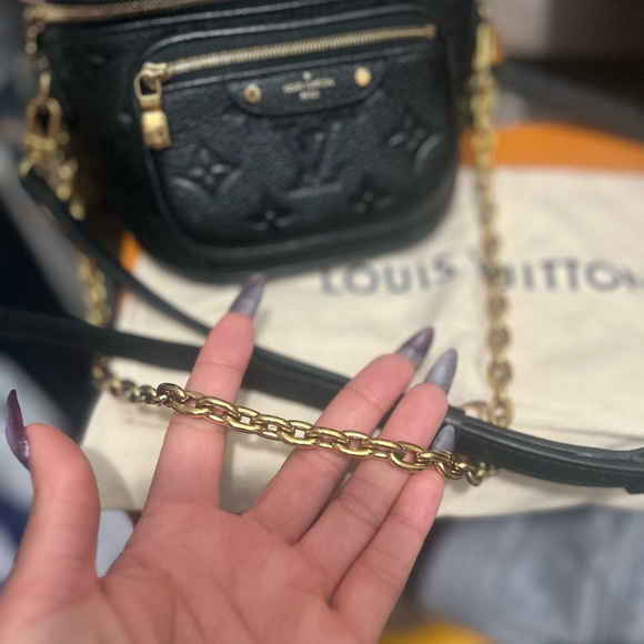 Louis Vuitton Mini Bumbag Monogram Empreinte Leather | Full Set | Excellent Cond - Picture 6 of 10